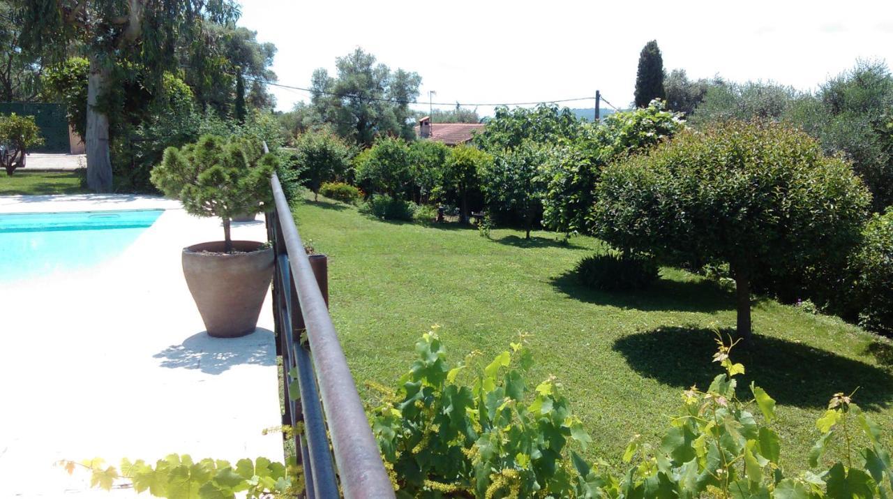 Les Collines De St Paul Bed and Breakfast Saint-Paul-de-Vence Exteriör bild