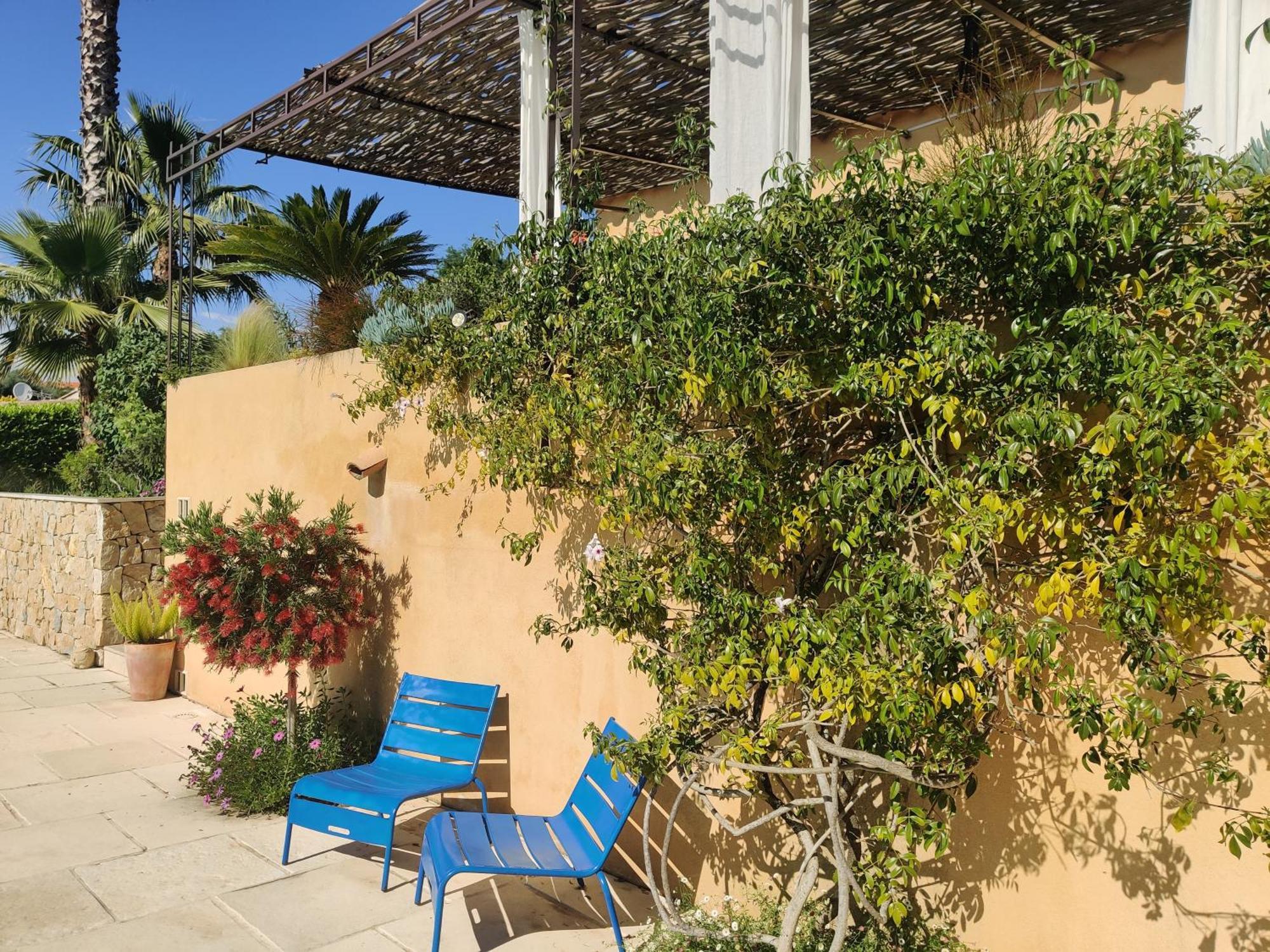 Les Collines De St Paul Bed and Breakfast Saint-Paul-de-Vence Exteriör bild